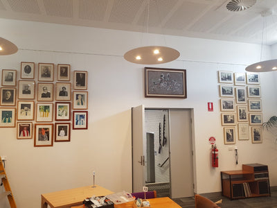 Salon Hang installation